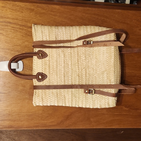 Straw and genuine leather handbag/backpack - Picture 1 of 4